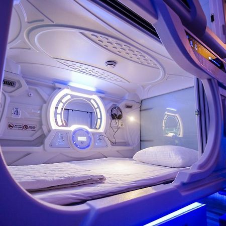 The Capsule Hotel 콜롬보 외부 사진