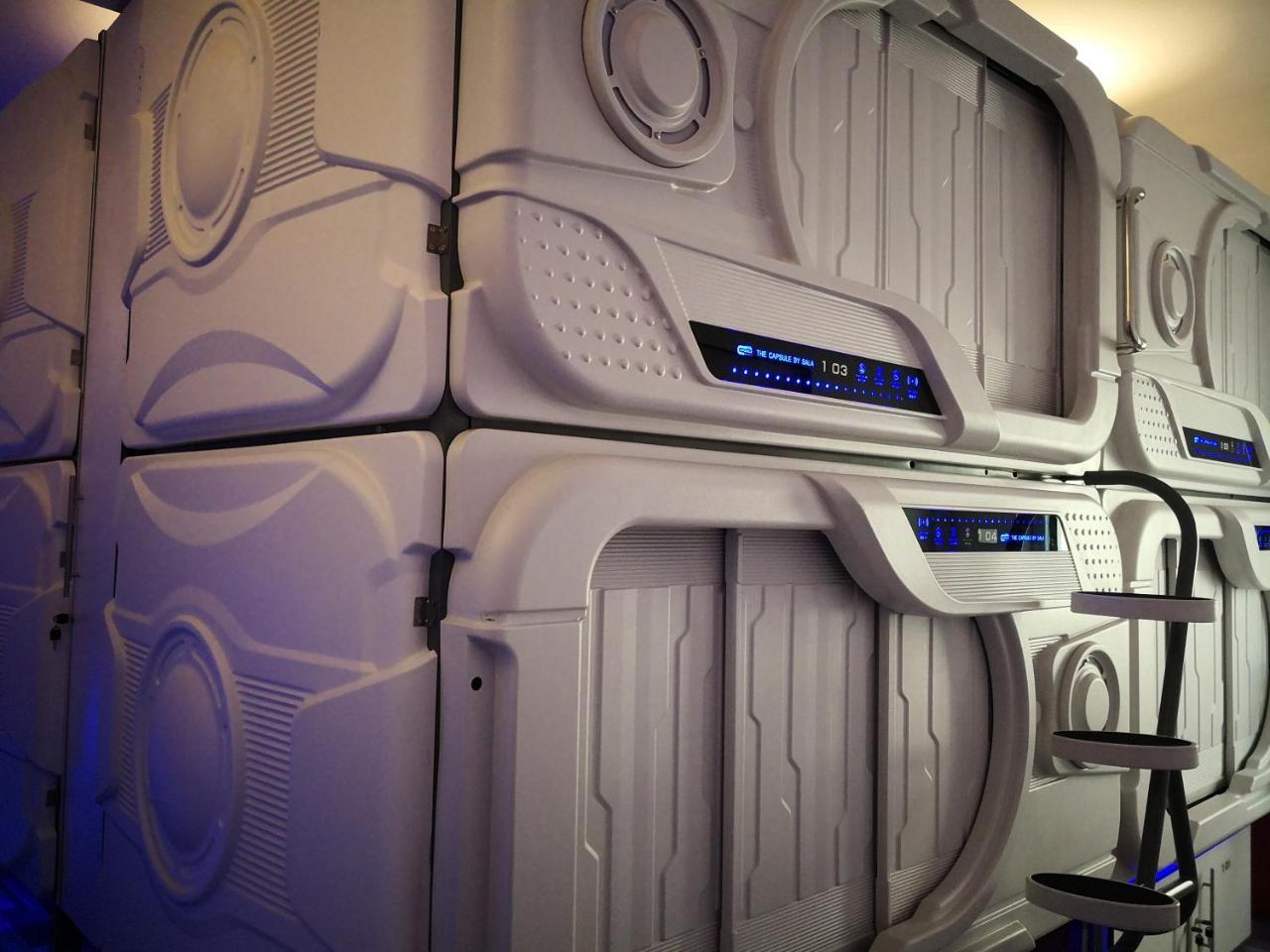 The Capsule Hotel 콜롬보 외부 사진