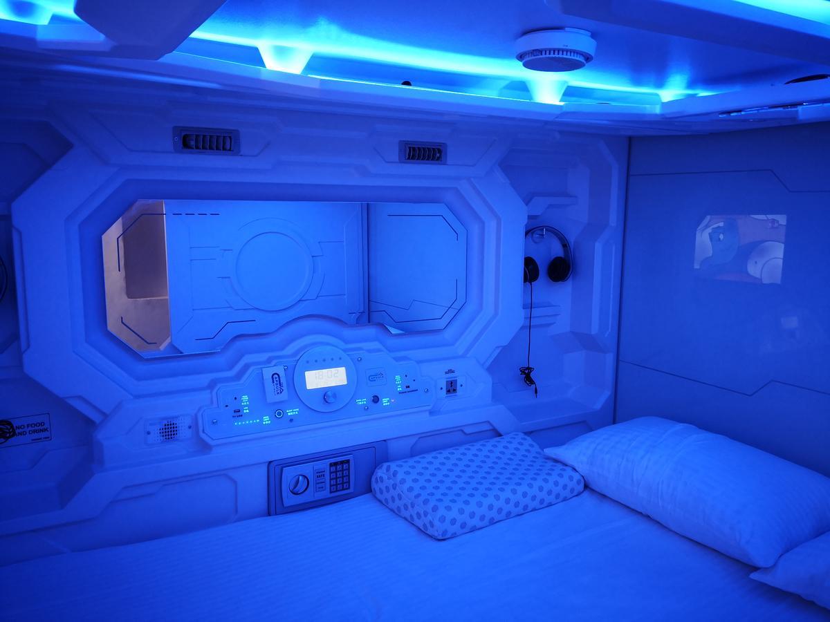 The Capsule Hotel 콜롬보 외부 사진