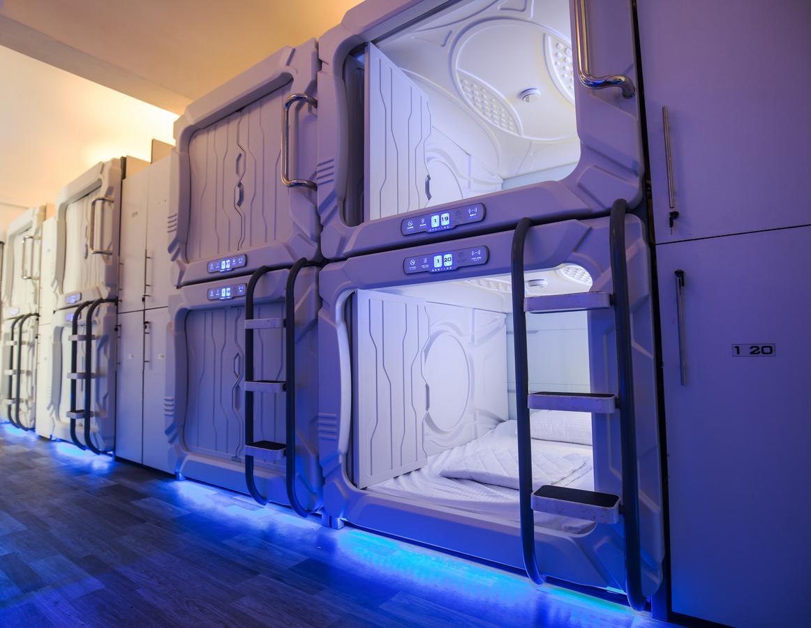 The Capsule Hotel 콜롬보 외부 사진