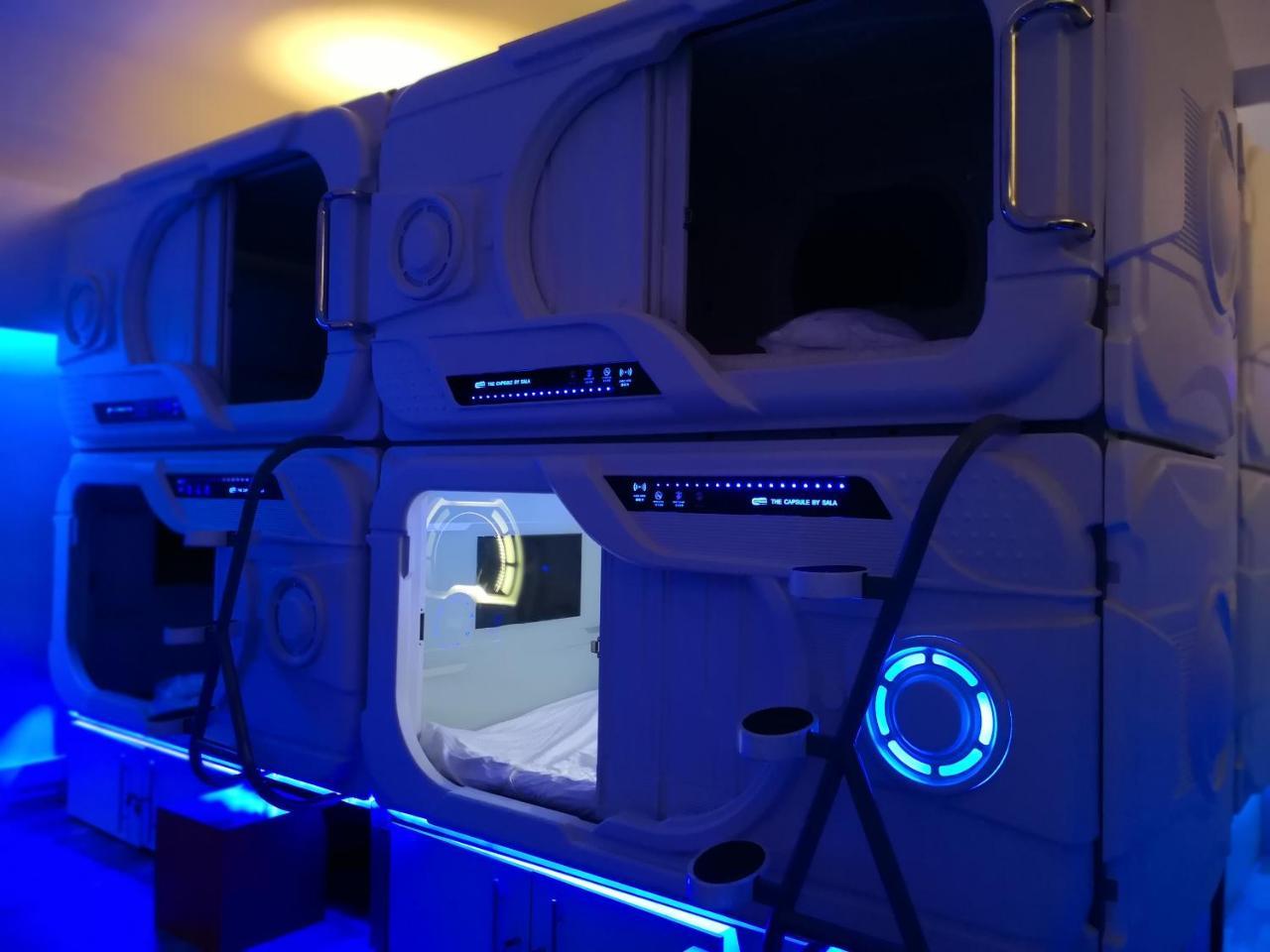 The Capsule Hotel 콜롬보 외부 사진